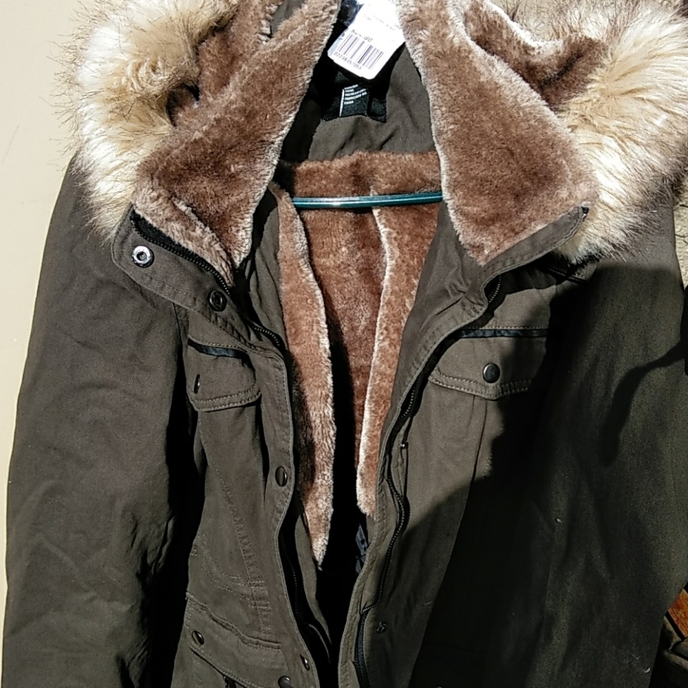 Women's Jacket - Picture 5 of 5